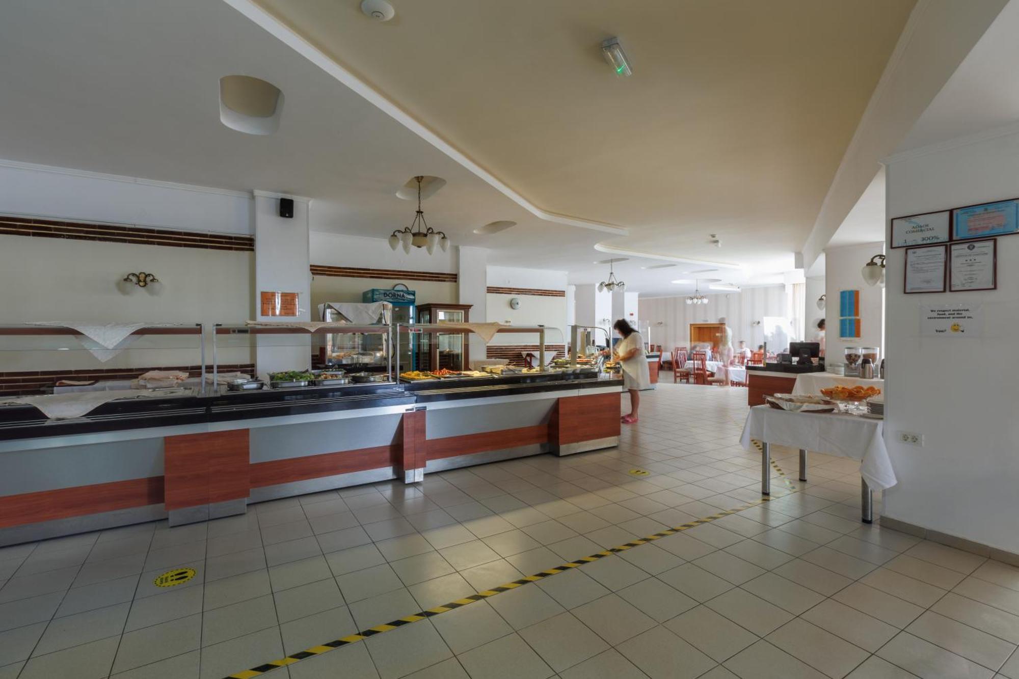 Hotel Amiral Mamaia Extérieur photo