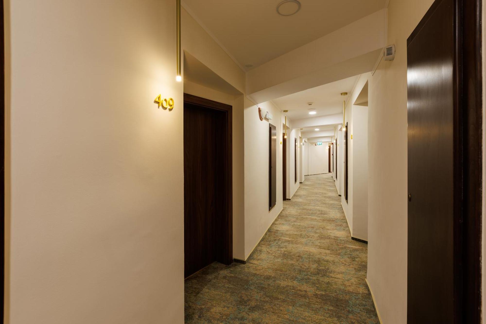Hotel Amiral Mamaia Extérieur photo