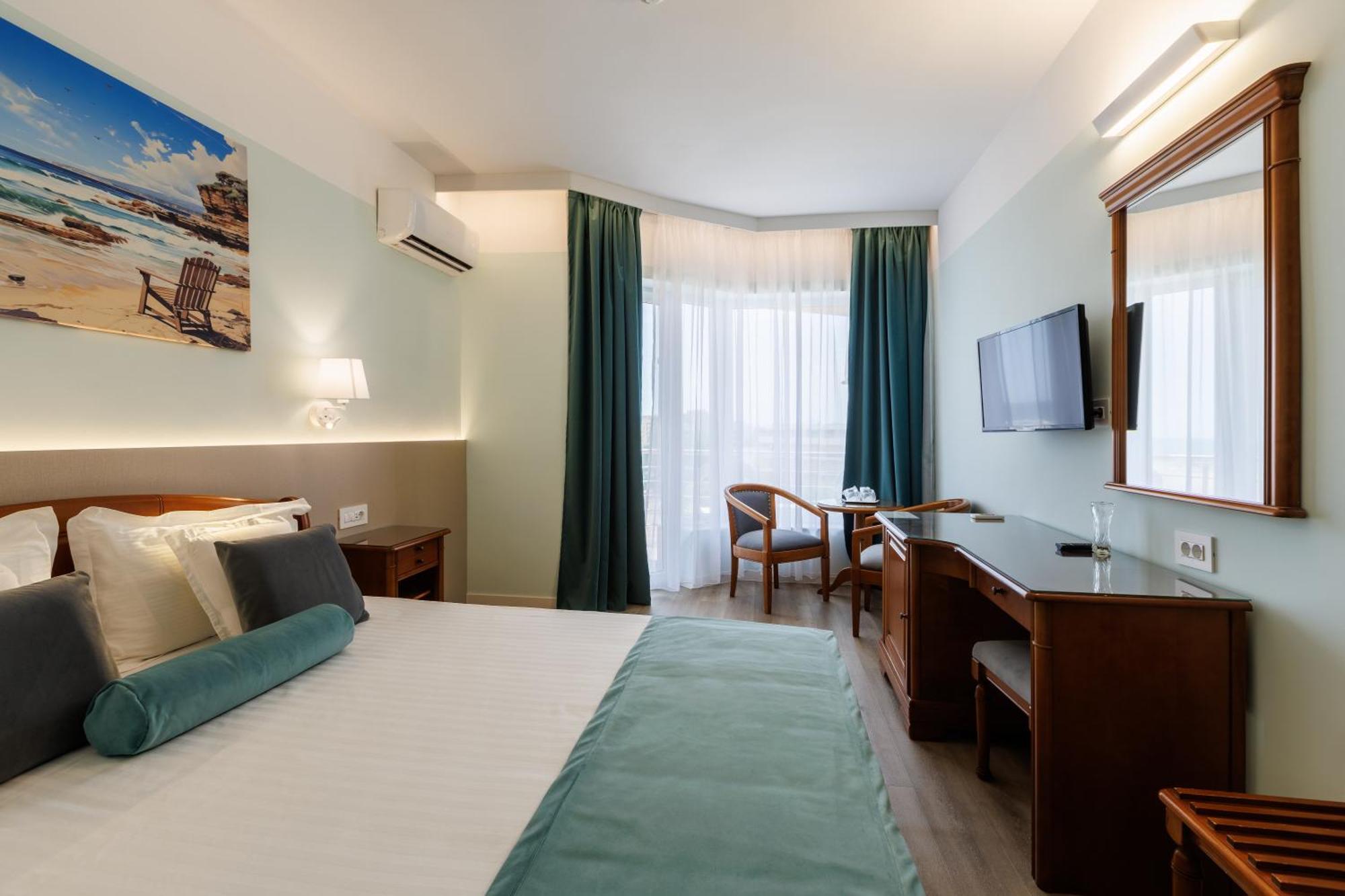 Hotel Amiral Mamaia Extérieur photo