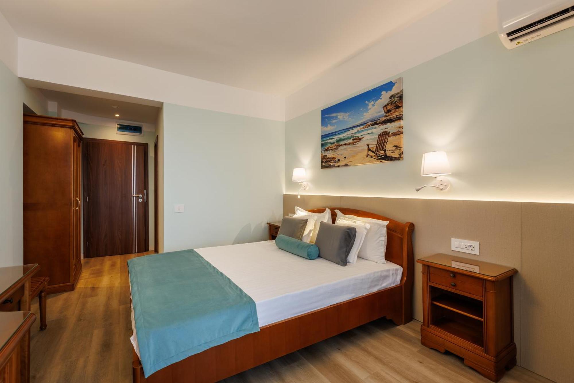 Hotel Amiral Mamaia Extérieur photo