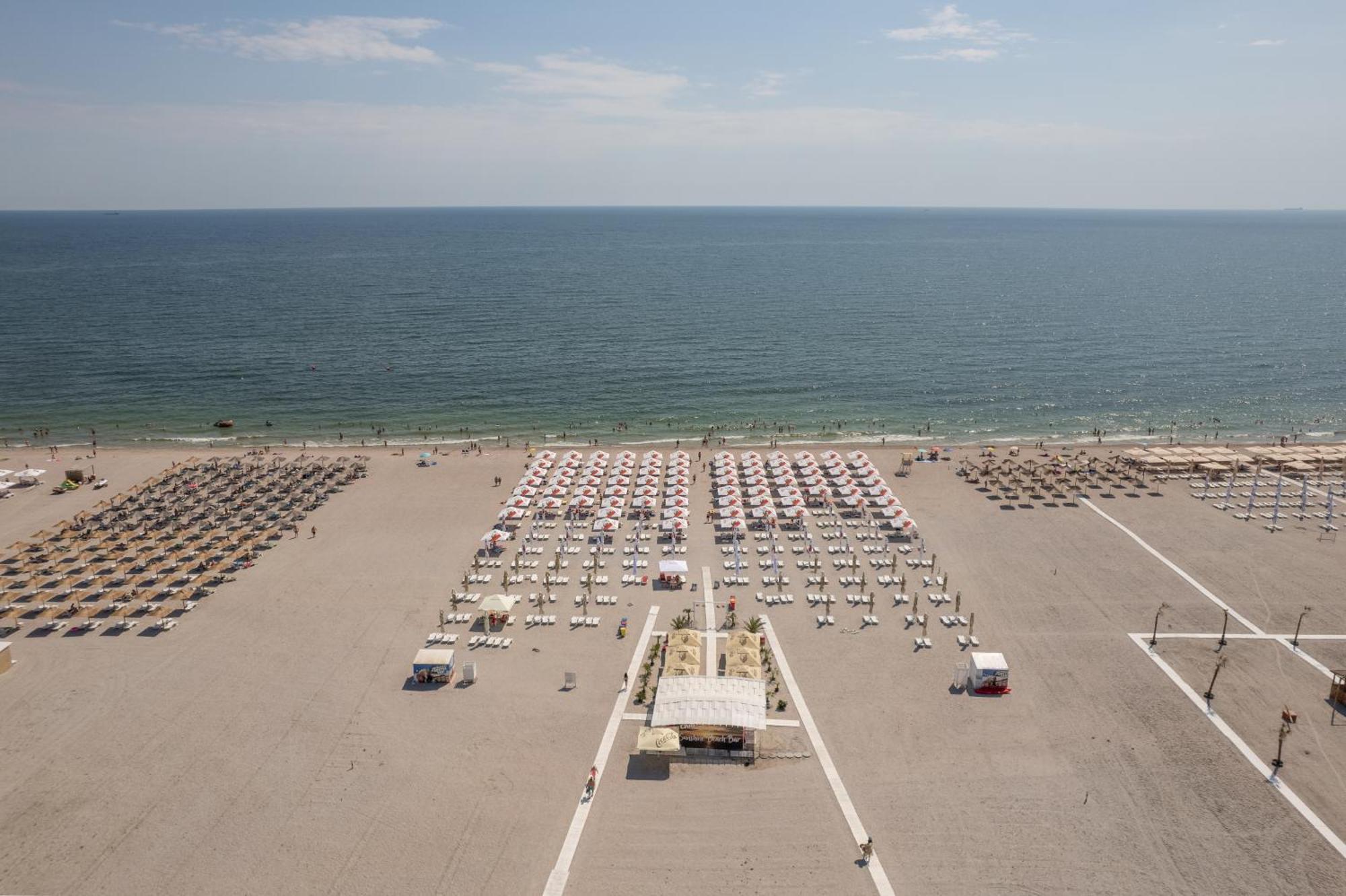 Hotel Amiral Mamaia Extérieur photo
