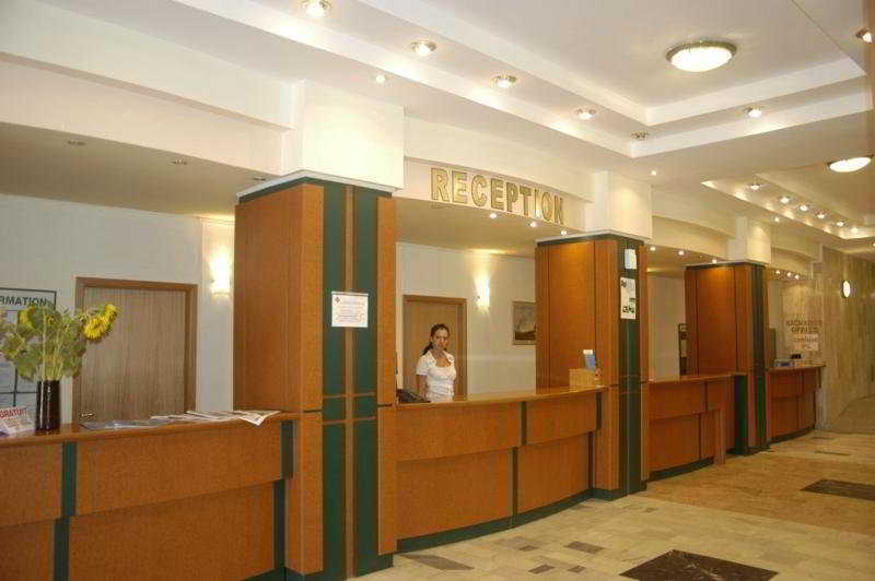Hotel Amiral Mamaia Extérieur photo