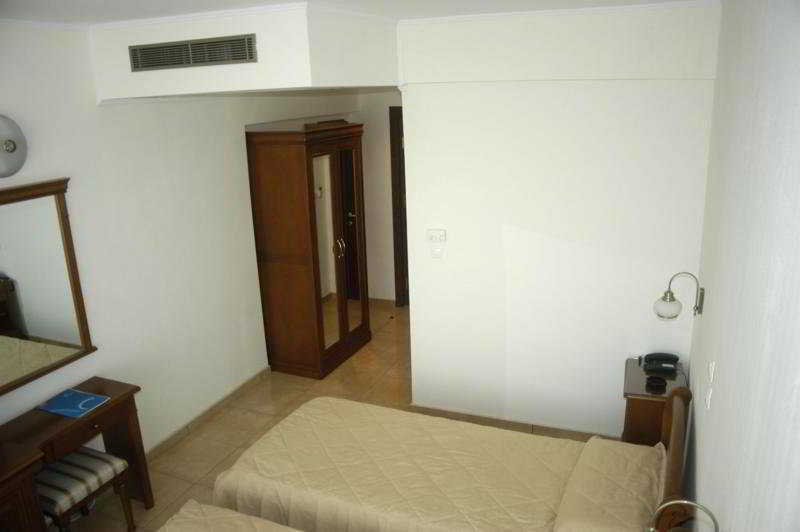 Hotel Amiral Mamaia Extérieur photo